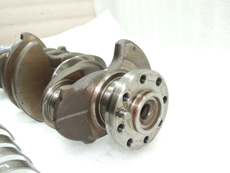 OEM Ford Kuga I 2.0TDCi kloķvārpsta DS7Q-6303-AB 2259739