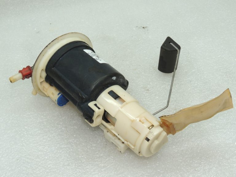 OEM Suzuki Liana M16A degvielas sūknis 1510054820