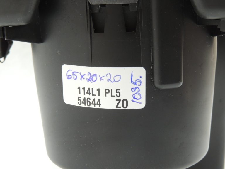 OEM Opel Zafira C centrālās konsoles krūzes turētājs 20892746