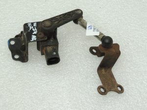 OEM VW Tiguan 5N aizmugurējais kreisais aizmugurējās ass izlīdzināšanas sensors 1K0941273M