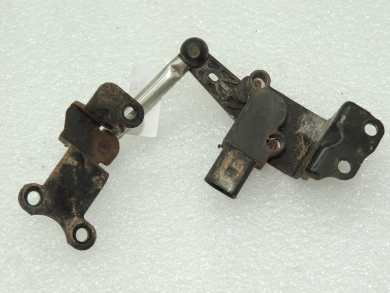 OEM VW Tiguan 5N aizmugurējais kreisais aizmugurējās ass izlīdzināšanas sensors 1K0941273M