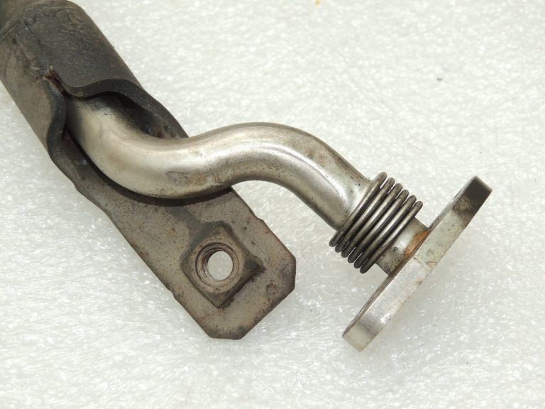 OEM VW Tiguan 5N 2.0TDI turbokompresora eļļas atgriešanas līnija 03G145736F