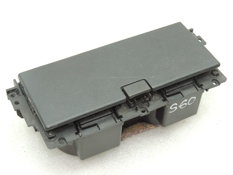 Suzuki Grand Vitara II krūzes turētājs krūzes turētājs centrālā konsole 7592065J005PK