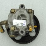 OEM Suzuki Grand Vitara II 2.0i stūres pastiprinātāja sūknis 4910065D10
