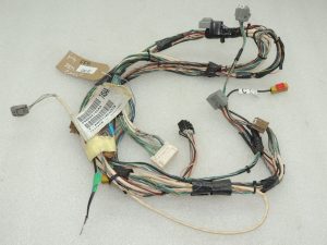 Chrysler Grand Voyager Mk5 dashboard wiring harness 68052745AA