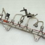 OEM Suzuki Grand Vitara III 1.9 dīzeļa degvielas iesmidzināšanas kolektors 15731-67JH1