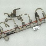 OEM Suzuki Grand Vitara III 1.9 dīzeļa degvielas iesmidzināšanas kolektors 15731-67JH1