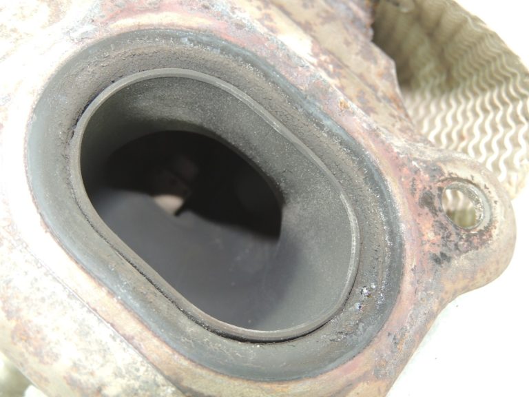 Toyota Yaris IV XP210 1.5i katalītiskais neitralizators 17140F3010