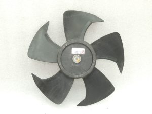 OEM Suzuki Jimny 1.3i dzinēja dzesēšanas ventilators 9556081A00
