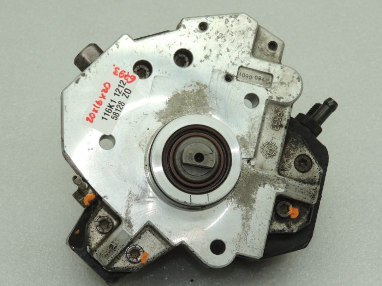 Volvo S60 2.4D Iesmidzināšanas sūknis Augstspiediena sūknis 8251785