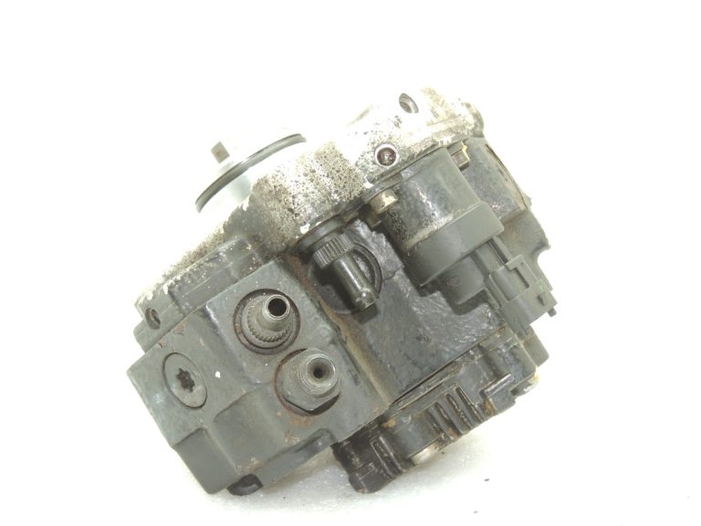 Volvo S60 2.4D Iesmidzināšanas sūknis Augstspiediena sūknis 8251785