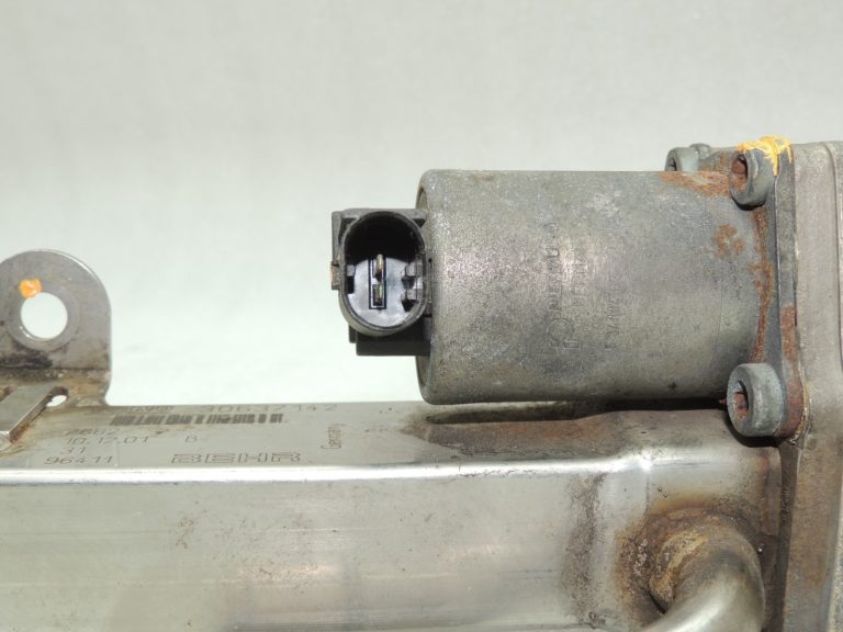 Volvo S60 2.4D EGR EGR entil radiators 8627871, 36000974