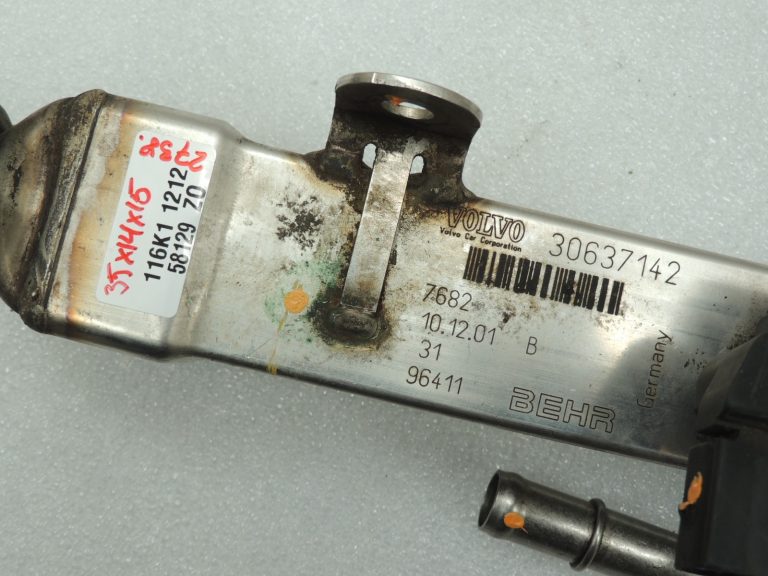 Volvo S60 2.4D EGR EGR entil radiators 8627871, 36000974