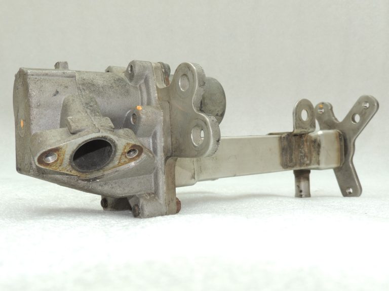 Volvo S60 2.4D EGR EGR entil radiators 8627871, 36000974