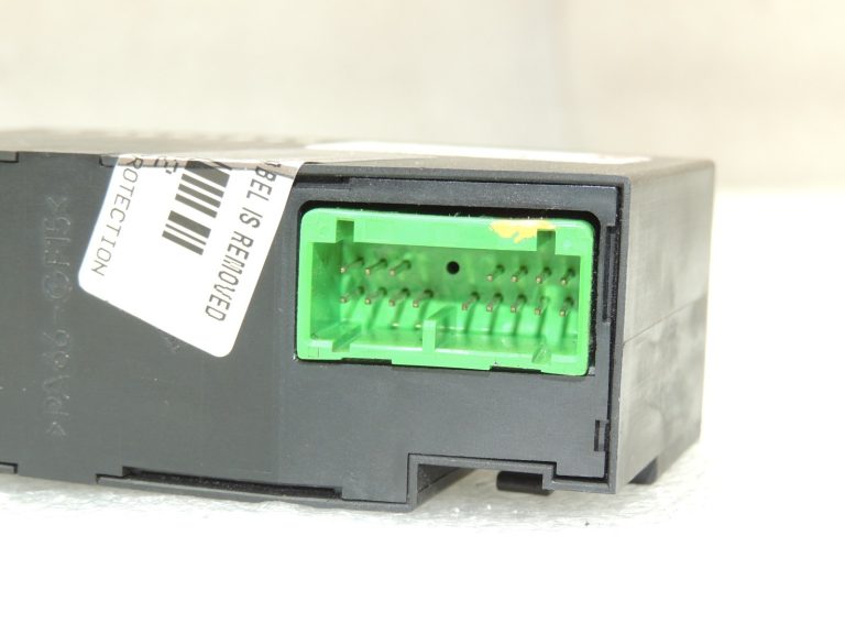 Volvo S60 I vadības bloks 8691946