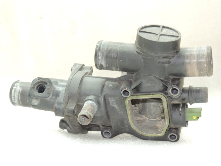 Volvo V50 termostata korpuss 30725119