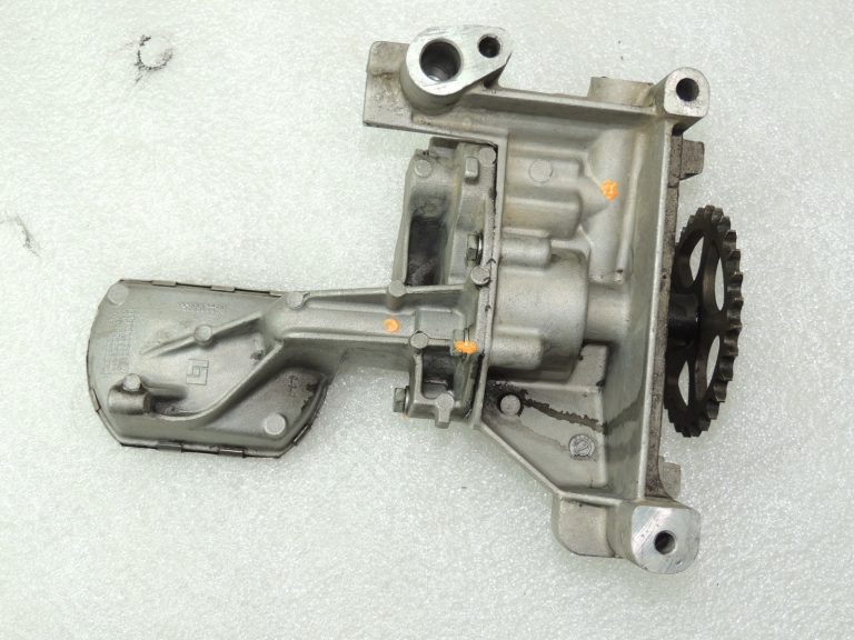 FIAT FORD LANCIA VOLVO eļļas sūknis 30725035