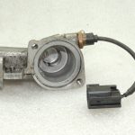 Volvo XC70 2.4 benzīna termostata korpuss 8692934