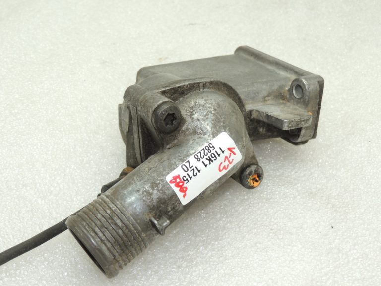 Volvo S40 1.8 benzīna termostata korpuss 9180807