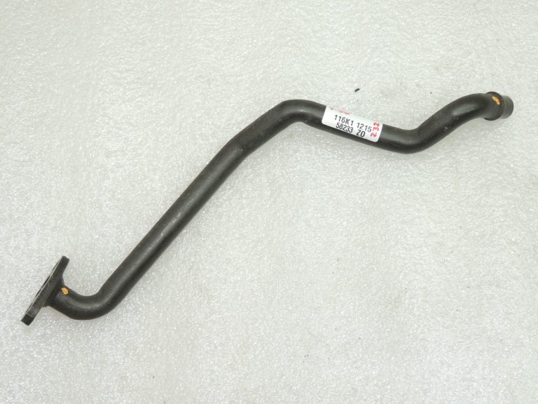 OEM Volvo V70 2.4TDI D5 eļļas iztukšošanas caurule 8658599
