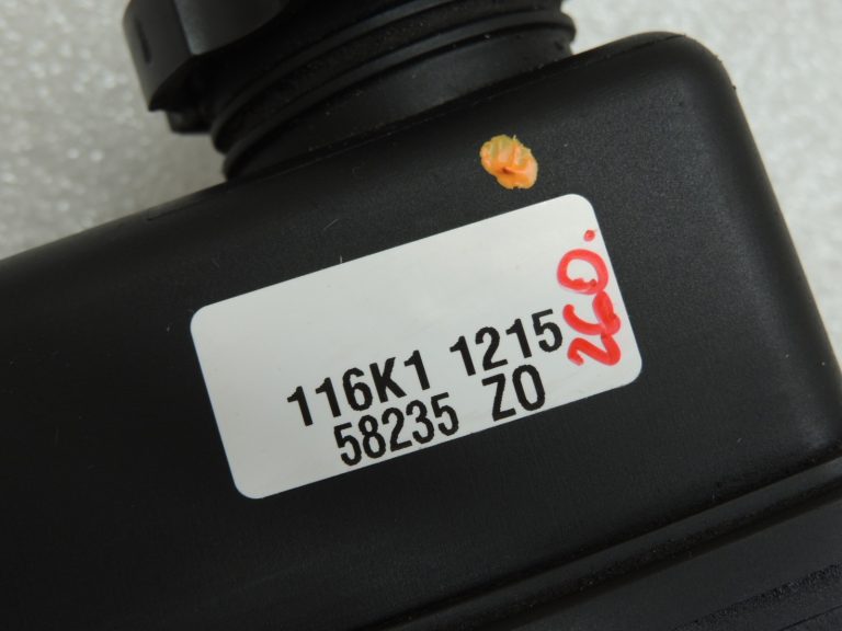 Volvo stūres pastiprinātāja eļļas rezervuārs C70, S60, S70, S80, V70, 30665496