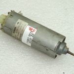 Volvo V70 III Priekšējais kreisais sēdekļa regulēšanas servomotors 8621418