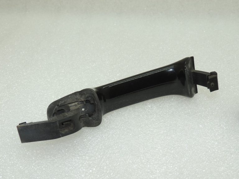Volvo V50 ārējo durvju rokturis BLACK STONE 39879658
