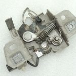 Volvo V50 motora pārsega slēdzene 30716529