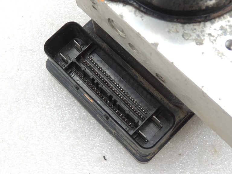 Volvo XC70 Vadības bloks ABS hidrauliskais bloks 30793491, 30793453
