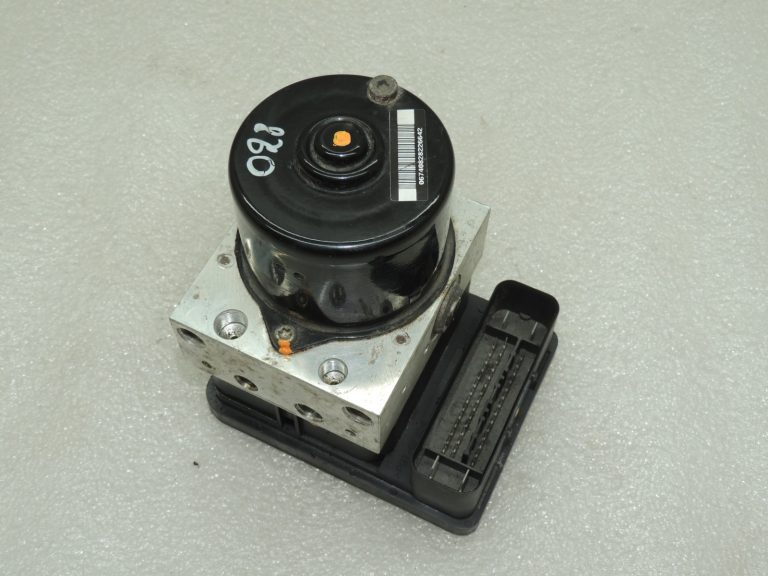 Volvo V50 2.0D Vadības bloks ABS hidrauliskais bloks 30793527, 30793529