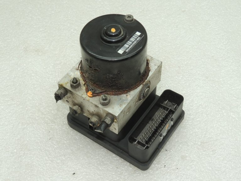 Volvo V50 2.0D Vadības bloks ABS hidrauliskais bloks 30793527, 30793529