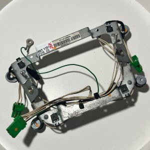 Volvo V70 II elektroinstalācijas kronšteins 30665739