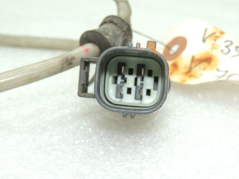 OEM Vovlo V70 II 2.4i Lambda sensors 9497468