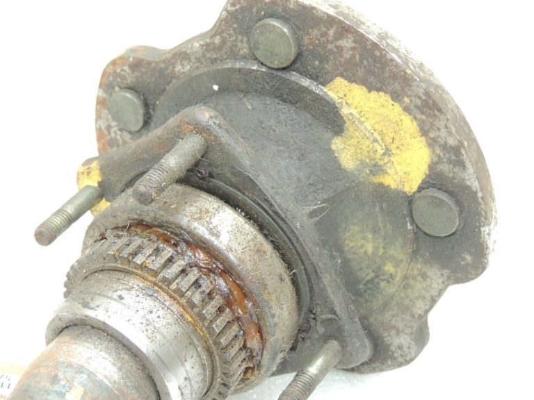OEM Suzuki Grand Vitara II 2.5 benzīns Aizmugurējā labā piedziņas vārpsta 4421065DV2