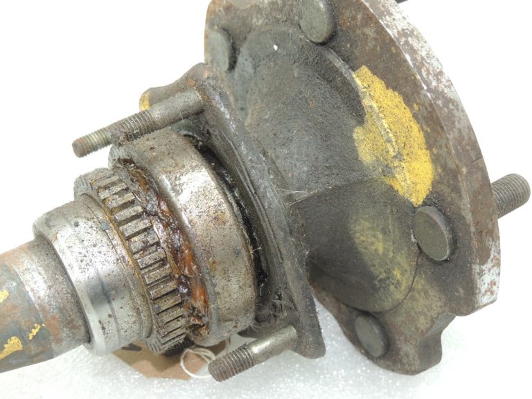 OEM Suzuki Grand Vitara II 2.5 benzīns Aizmugurējā labā piedziņas vārpsta 4421065DV2