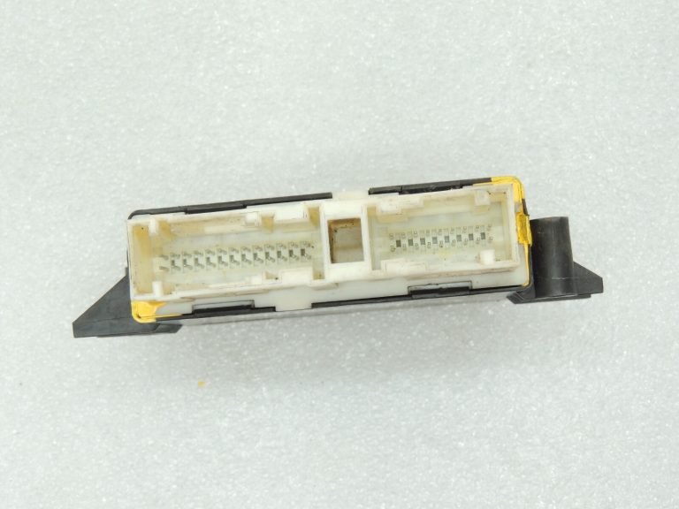 Volkswagen Tiguan II AD PDC stāvvietas palīgsistēmas vadības bloks 3Q0919294B 0263014102