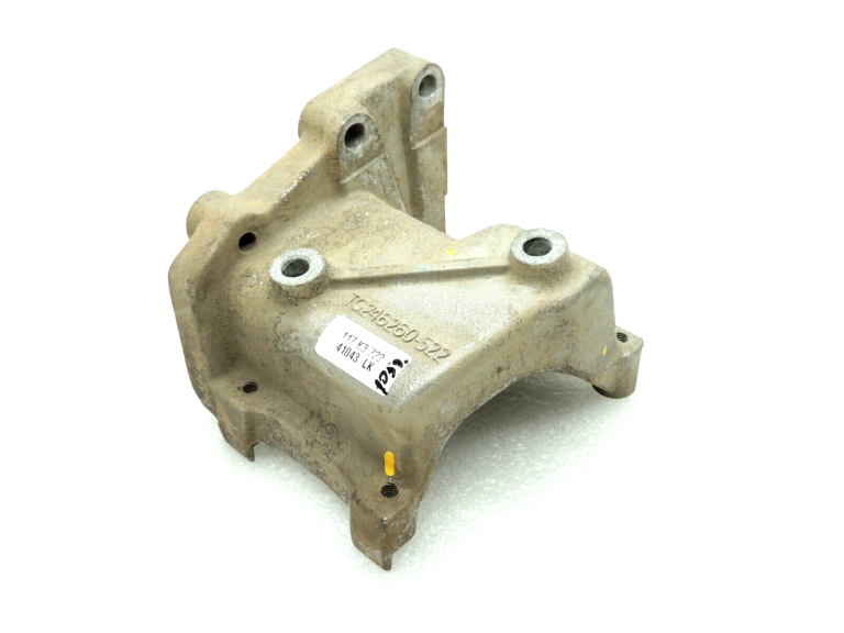 Toyota Hilux VII 2.5 D-4D 2KD-FTV Gaisa kondicioniera kompresora kronšteins 88431-0K060
