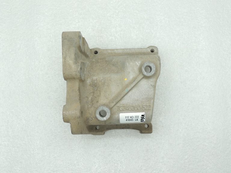 Toyota Hilux VII 2.5 D-4D 2KD-FTV Gaisa kondicioniera kompresora kronšteins 88431-0K060
