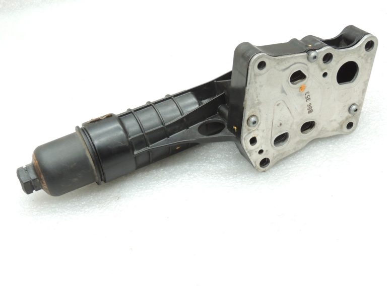 Oriģinālais Mercedes W212 M271 eļļas filtra korpuss eļļas dzesētājs A2711801410