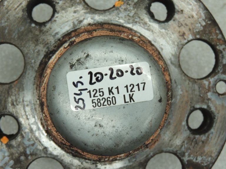 Oriģinālais Mercedes Benz E-Class W212 priekšējā riteņa gultnis A2123300025