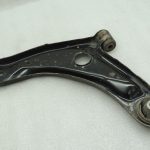 Oriģinālā komplektācija Toyota Yaris IV XP210 Priekšējais labais sviras balsts 48068K0020