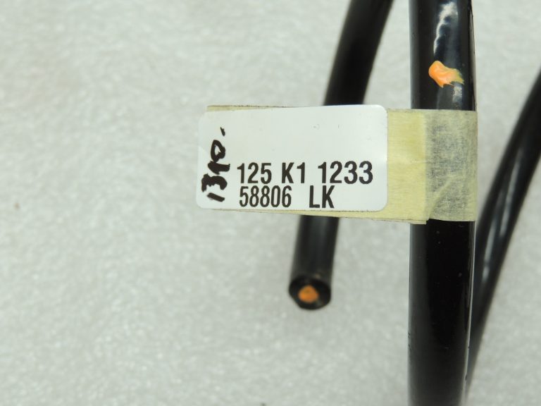 Oriģinālā oriģinālā Toyota Yaris IV XP210 priekšējās balstiekārtas atsperes spole 48131K0080