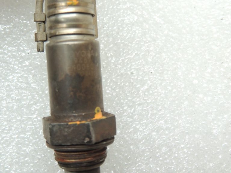 Oriģinālā aprīkojuma Toyota Yaris IV XP210 1.5 M15AFKS otrais lambda sensors 89467K0060