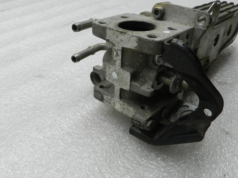 VW Audi oriģinālais izplūdes gāzu recirkulācijas vārsts 1.9 TDI