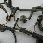 Toyota Avensis T27 Oriģināla motora elektroinstalācijas instalācija 8212105C80