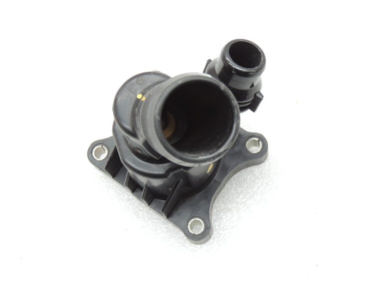 Volvo XC90 II 2.0D D5 D4204T11 165KW Termostata korpuss 31293767