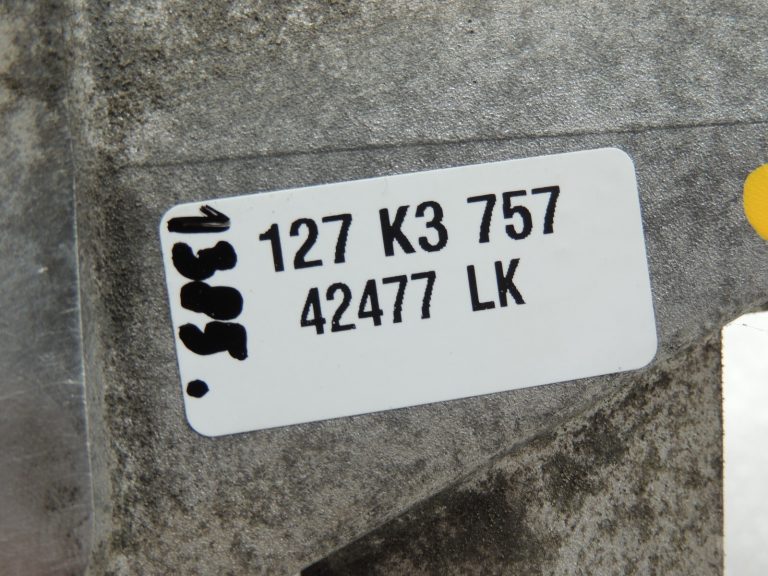 Volvo XC90 II 2.0 D5 D4204T11 165KW Piedziņas vārpstas gultņu turētājs 31401993 32222463