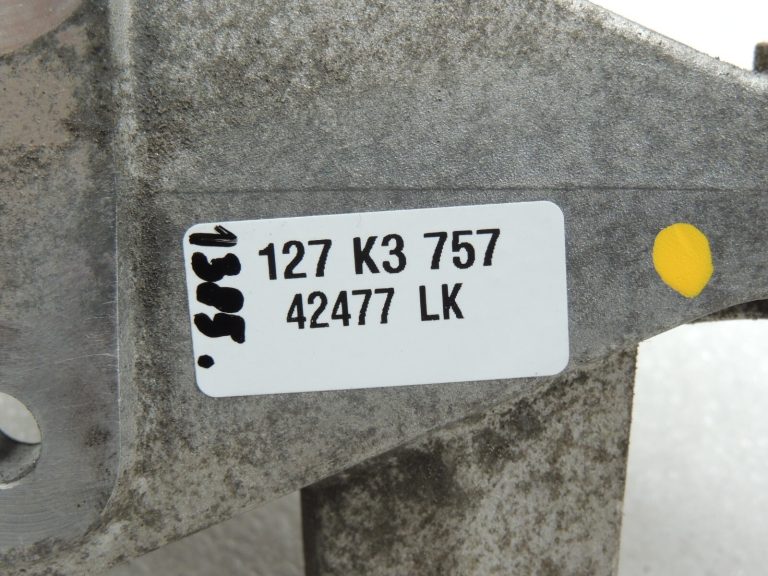 Volvo XC90 II 2.0 D5 D4204T11 165KW Piedziņas vārpstas gultņu turētājs 31401993 32222463