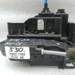 Nissan Qashqai oriģinālā aizmugurējo kreiso durvju slēdzene