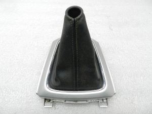 Nissan Qashqai oriģināls ādas pārnesumu pārslēgšanas mehānisma bagāžnieks